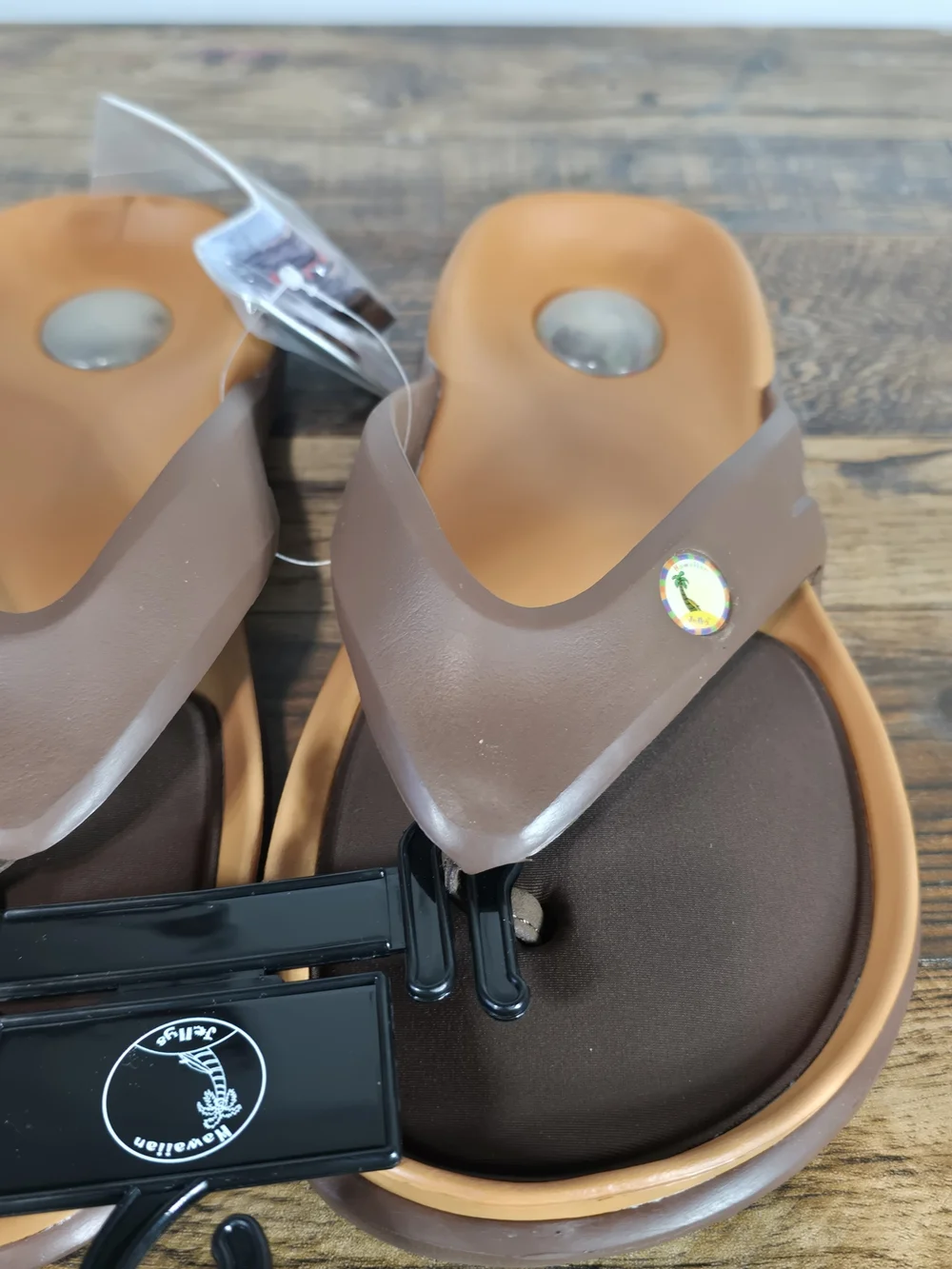 Men's Brown and Tan Men's Flip Flop Sandals Size 7